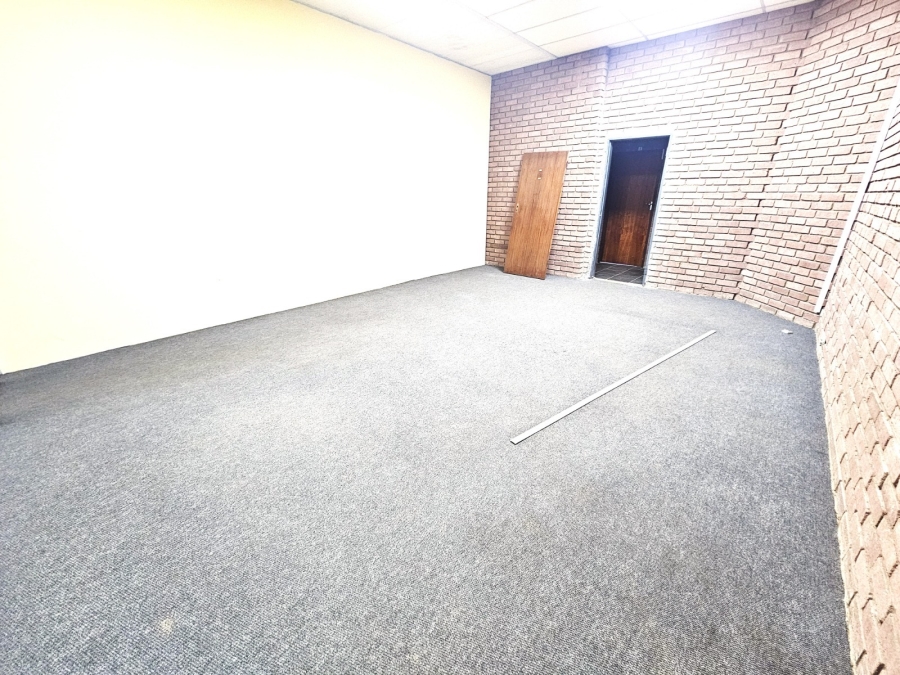 To Let Commercial Property for Rent in Rustenburg Rural North West